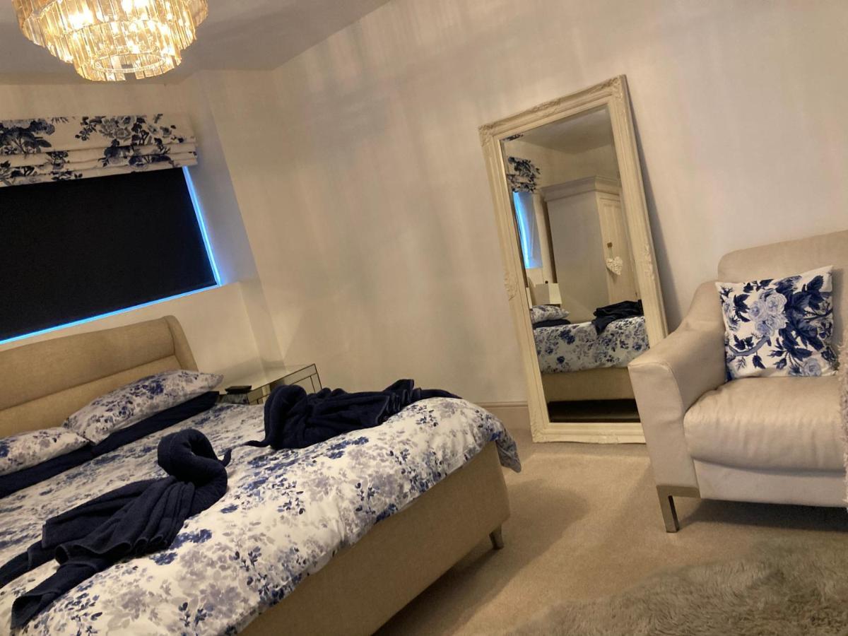 Holiday home The Coach House & The Stables Holiday Homes Windy Bank Hall Green Moor Yorkshire Peak District Wortley
