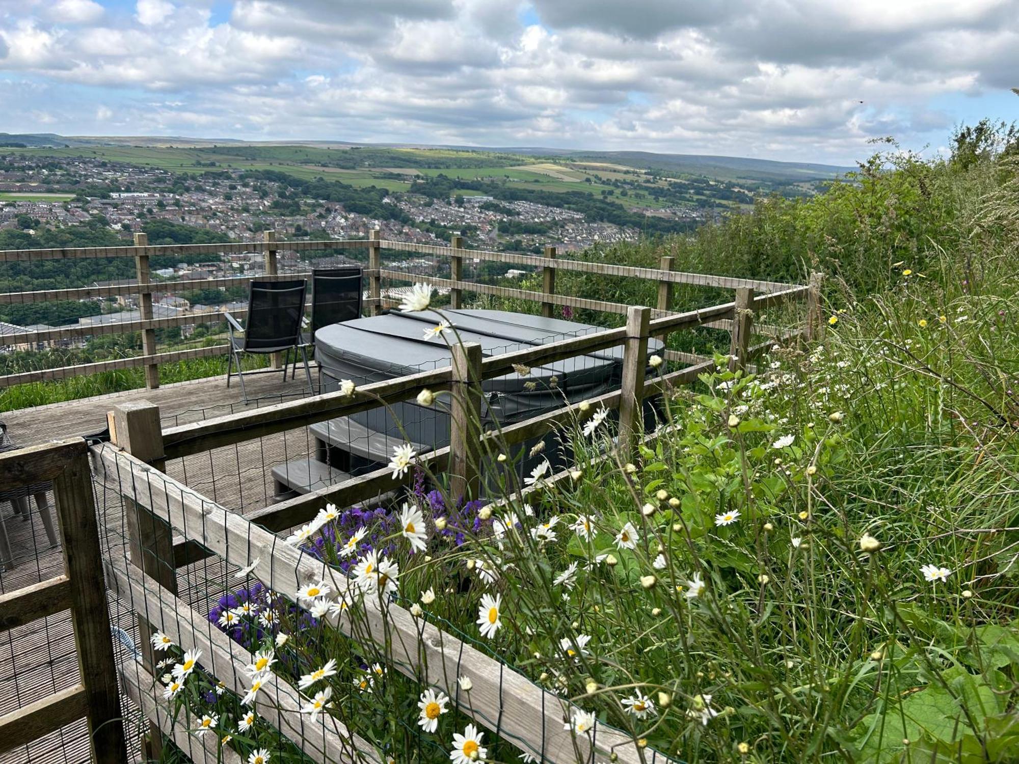 Holiday home The Coach House & The Stables Holiday Homes Windy Bank Hall Green Moor Yorkshire Peak District Wortley